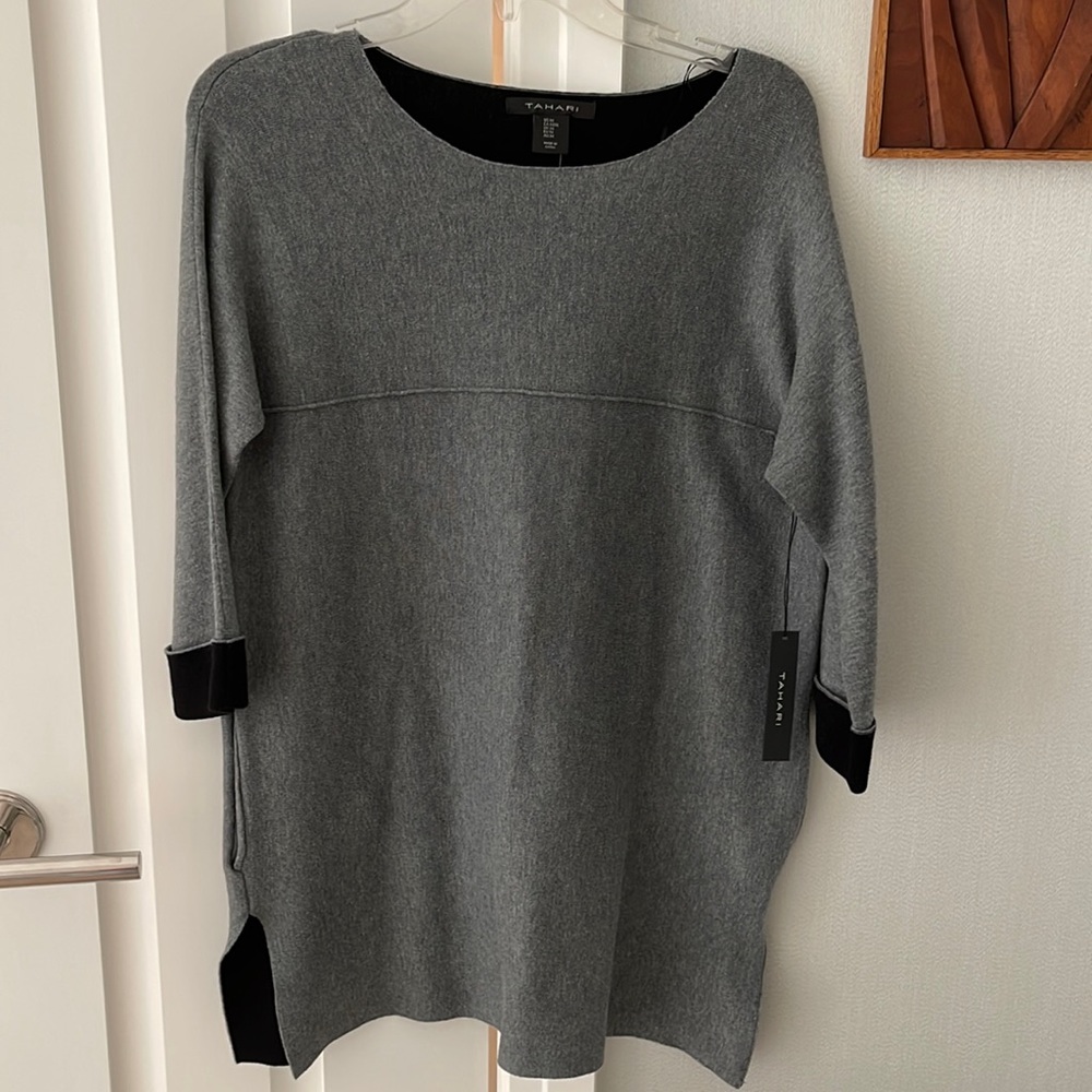 Tahari dress size M